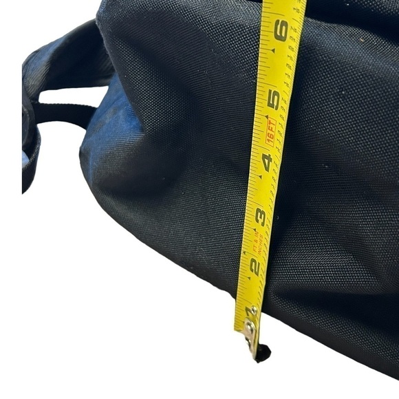 QUICKSILVER MEDIUM SIZE BLACK BACKPACK - Picture 6 of 9